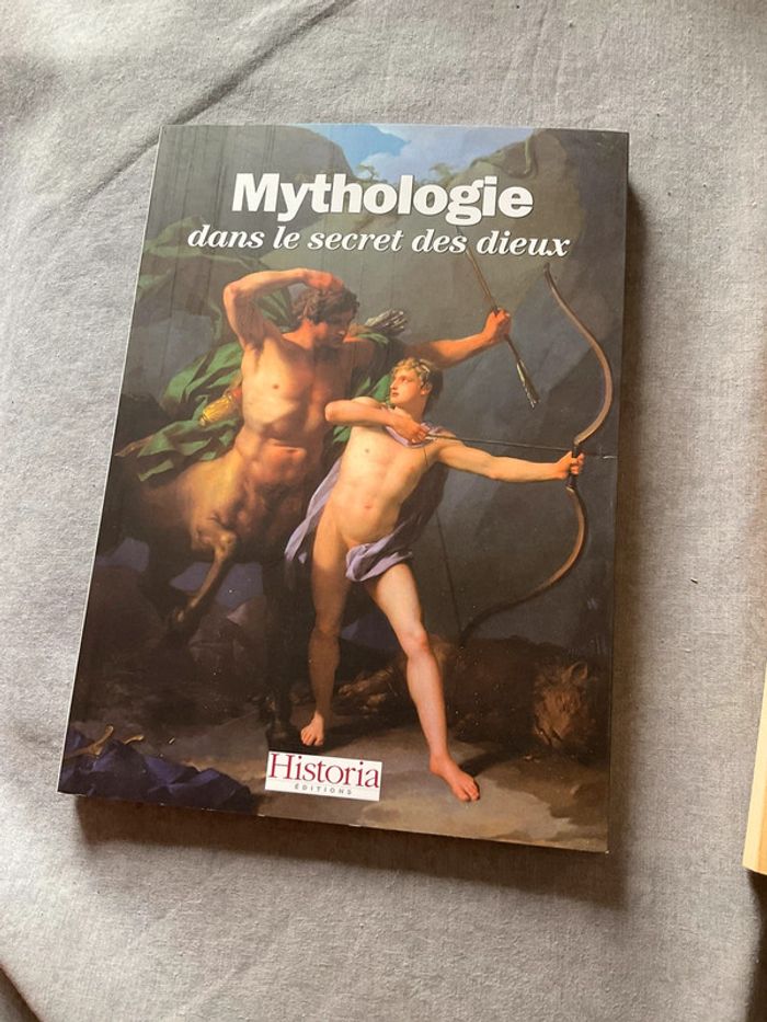#Mythologie dans le secret des dieux Historia Éditions - photo numéro 2