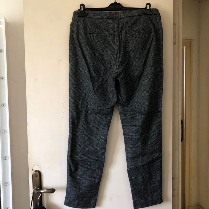 Pantalon noir - photo numéro 3