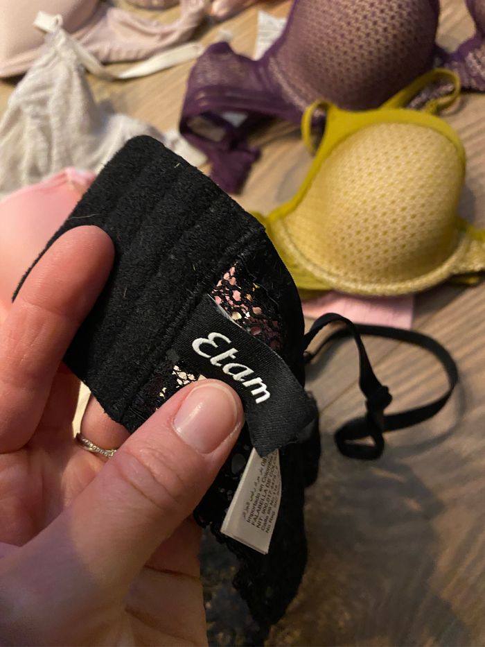 Lot 8 soutien gorge T85B - photo numéro 7