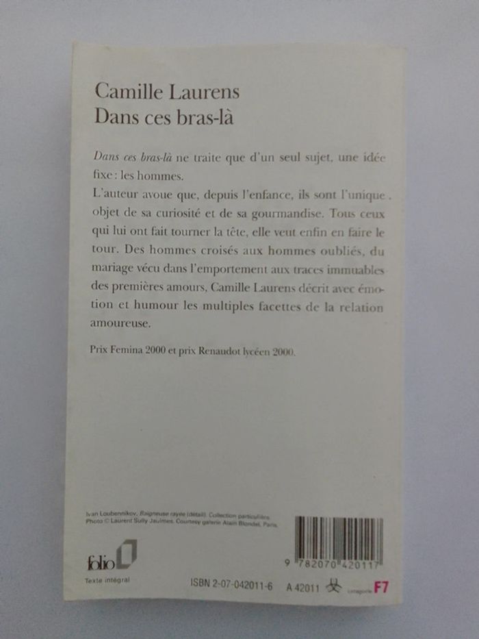 Camille Laurens - Dans ces bras-là - photo numéro 2