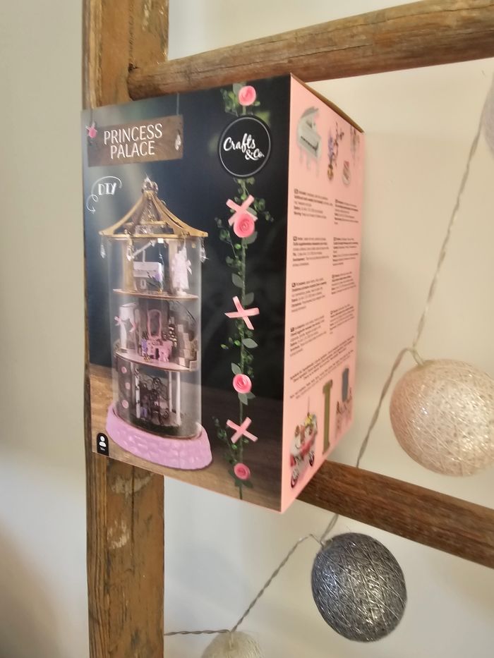 Booknook tower tour de princess palace - photo numéro 2