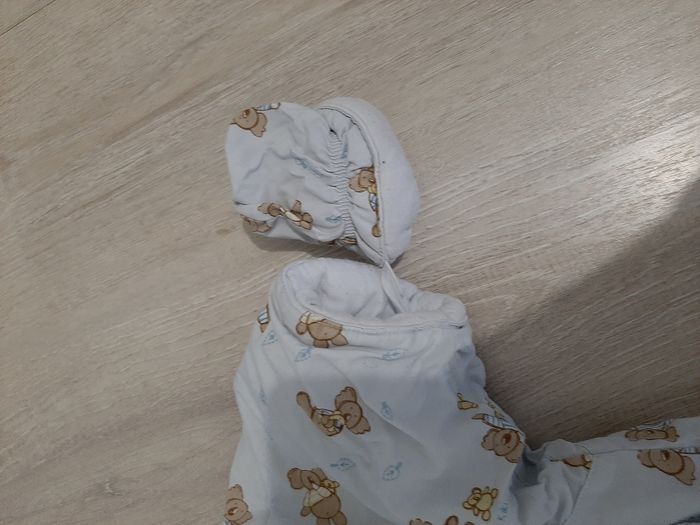 Lot 2 combinaisons hiver 1 mois - photo numéro 3