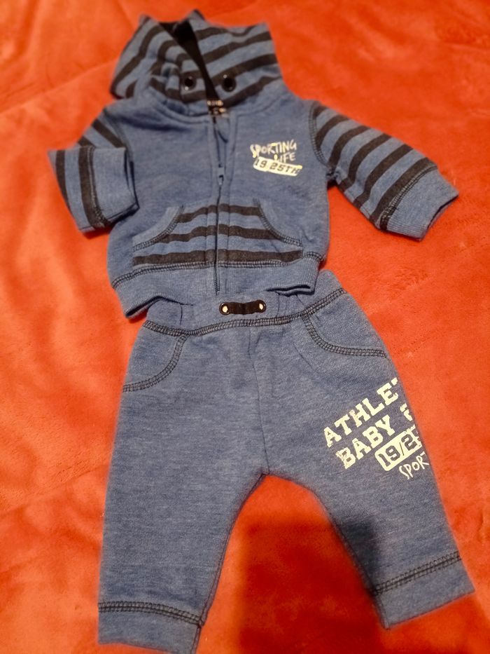 Ensemble survêtement bleu