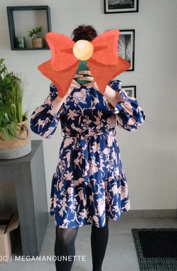 🌸 Robe Fleurie à Manches Longues – Taille 38 M – Boutique Indépendante 🌸