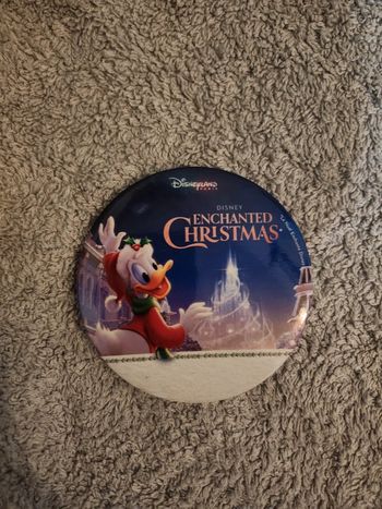Badge button Enchanted Christmas DisneyLand Paris
