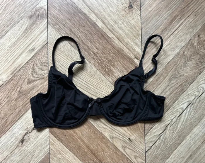 Soutien-gorge noir 90B, très bon état - photo numéro 5