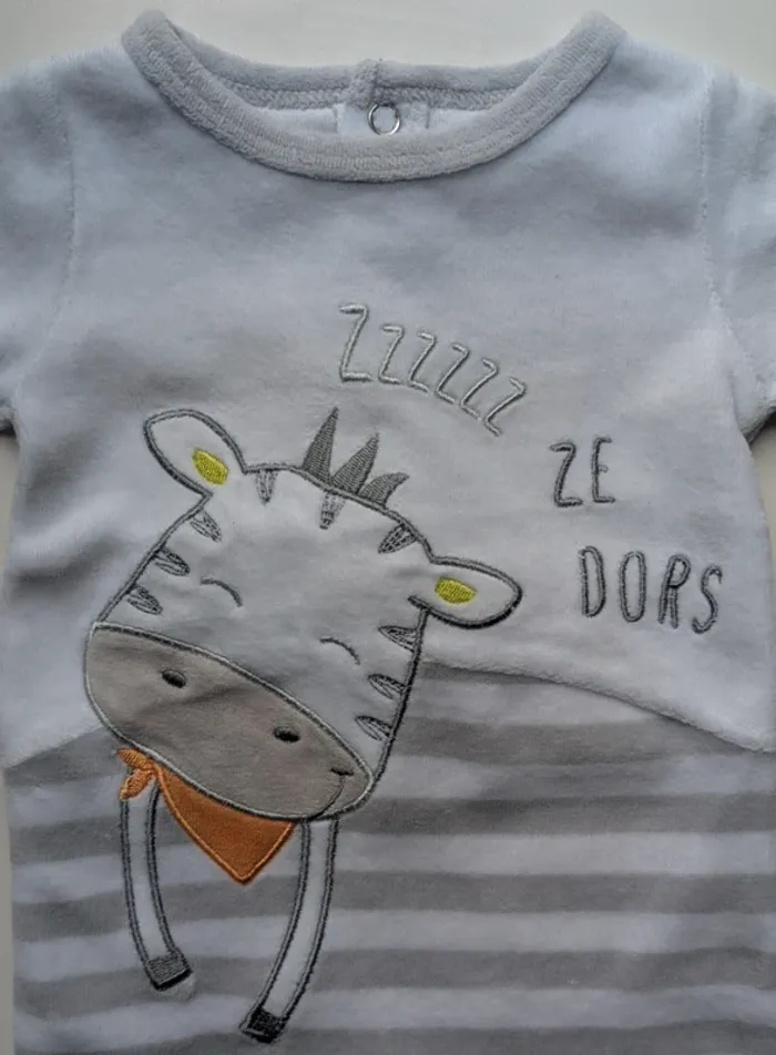 Lot 2 pyjamas/ dors bien velours TBE - photo numéro 8