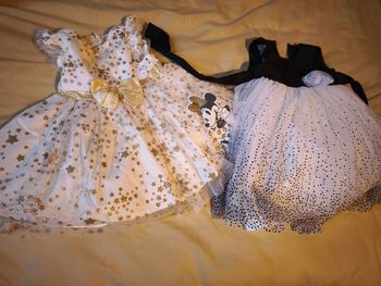 Deux robes de soirée