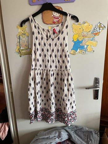 Robe blanche à motifs, taille 34, marque H&M