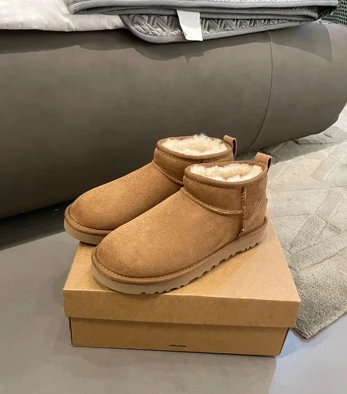 Bottes Ugg Mini Marron 38 - photo numéro 3