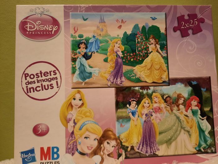 2 puzzles Princesses Disney
