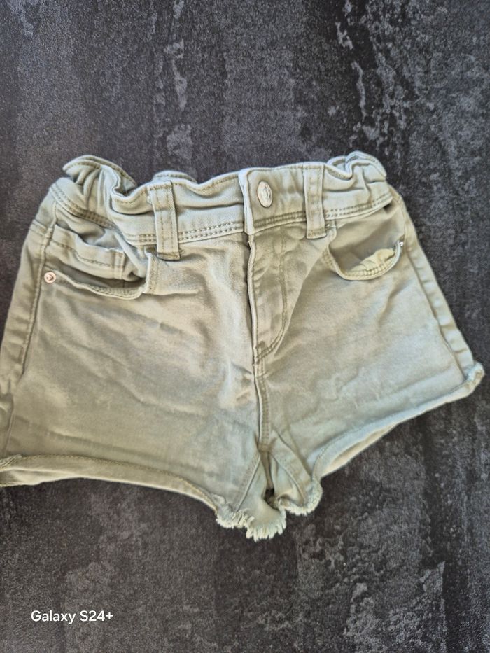 Short - photo numéro 1