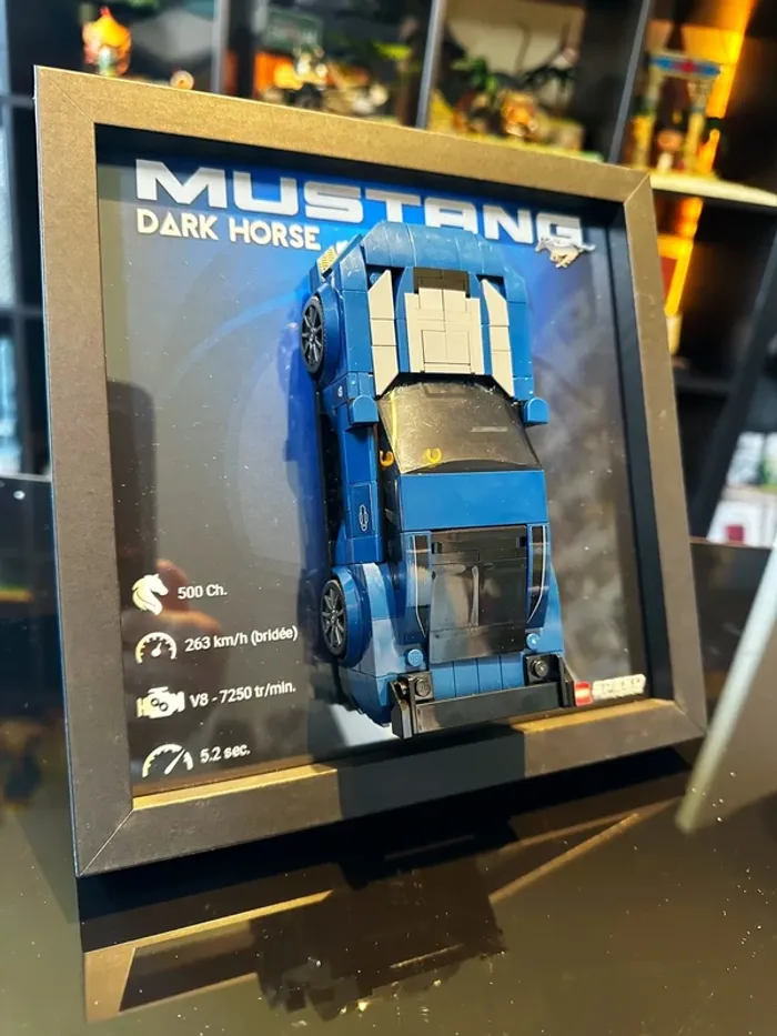 Cadre LEGO Ford Mustang Dark Horse – Format 20×20 cm (sans LEGO) - photo numéro 2