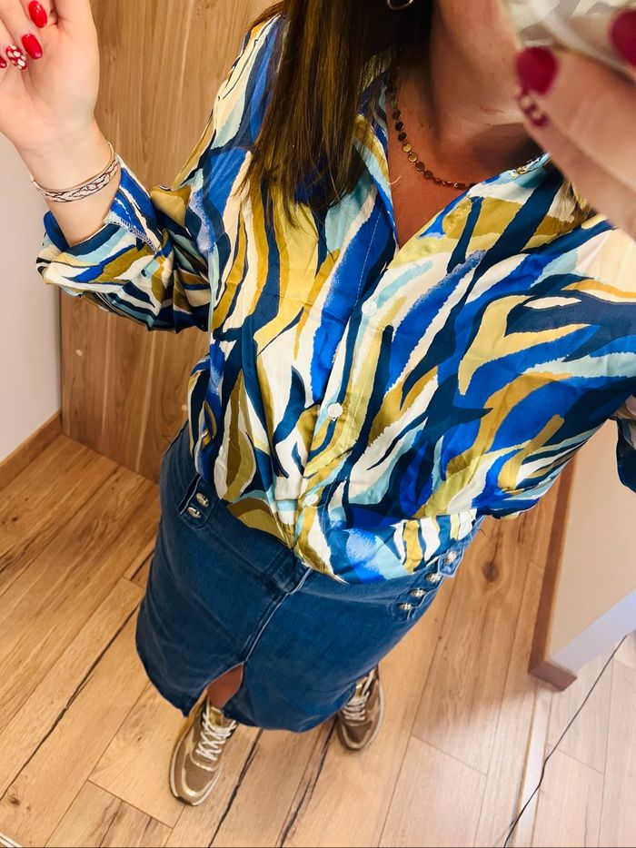 Chemise satinée bleu neuve - photo numéro 2