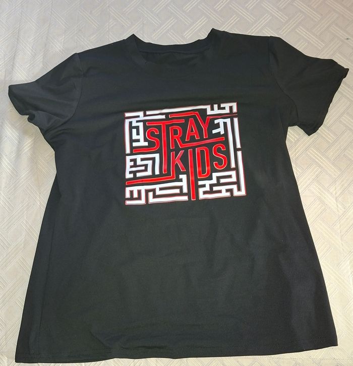 Tee-shirt stray kids M
