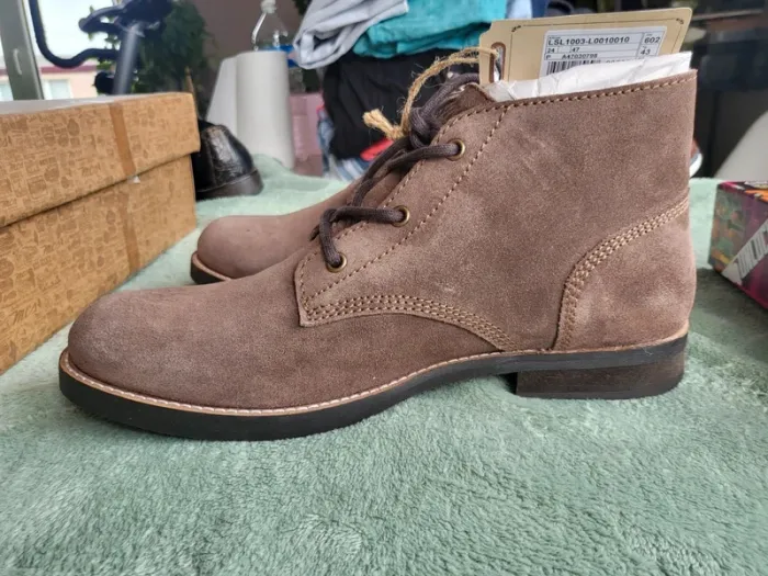 Chaussures MCS 43 neuves - photo numéro 7