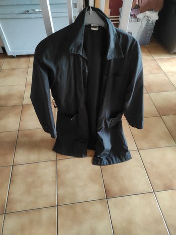 Trench noir