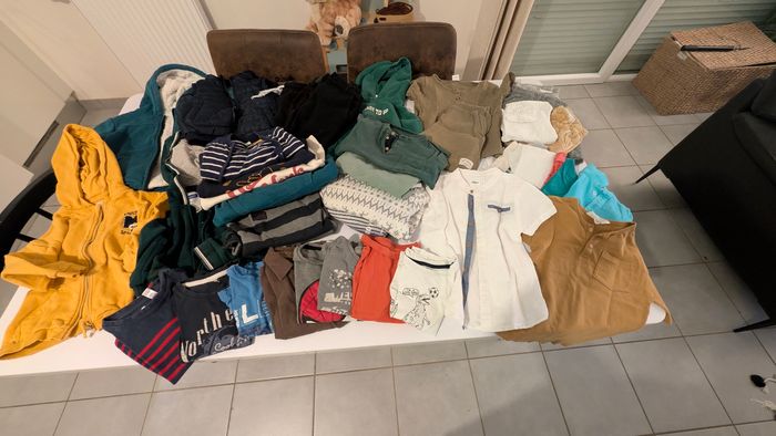 Lot de vêtements garçons 4 ans