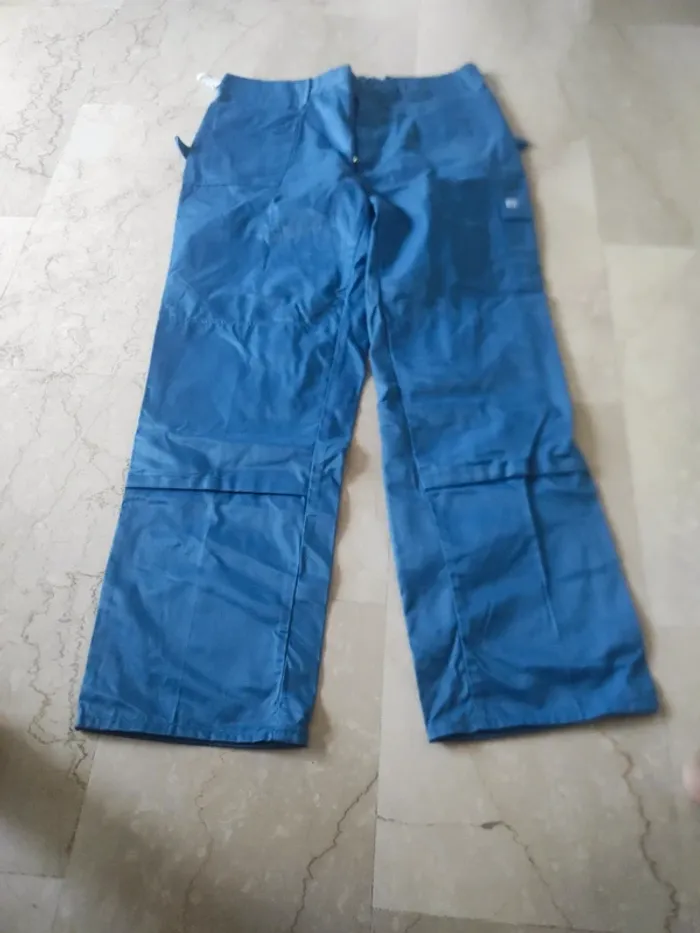 Pantalon de travail taille 58 neuf avec étiquette