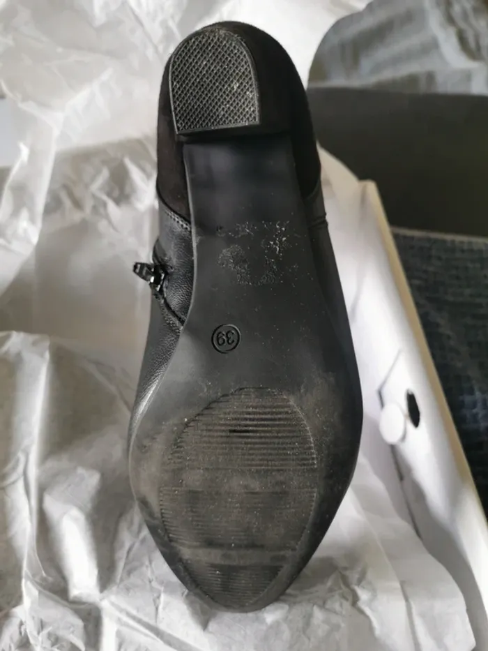 Bottines Taille 39 - photo numéro 6