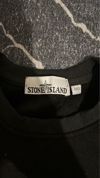 Pull stone island
