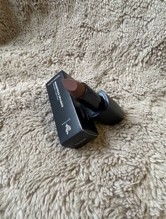 Rouge à lèvre mat Moneyed Younique