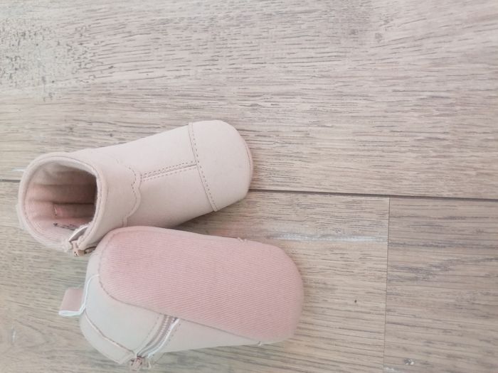 Chaussure - photo numéro 2