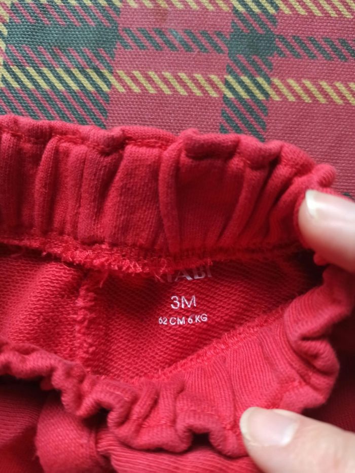 Short rouge fille 3 mois - photo numéro 4