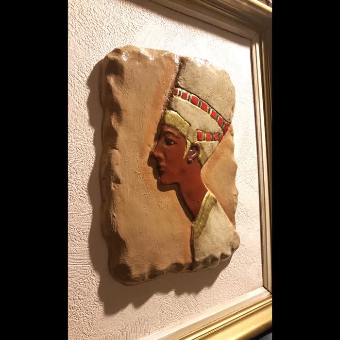 Tableau buste Néfertiti, en relief - photo numéro 2