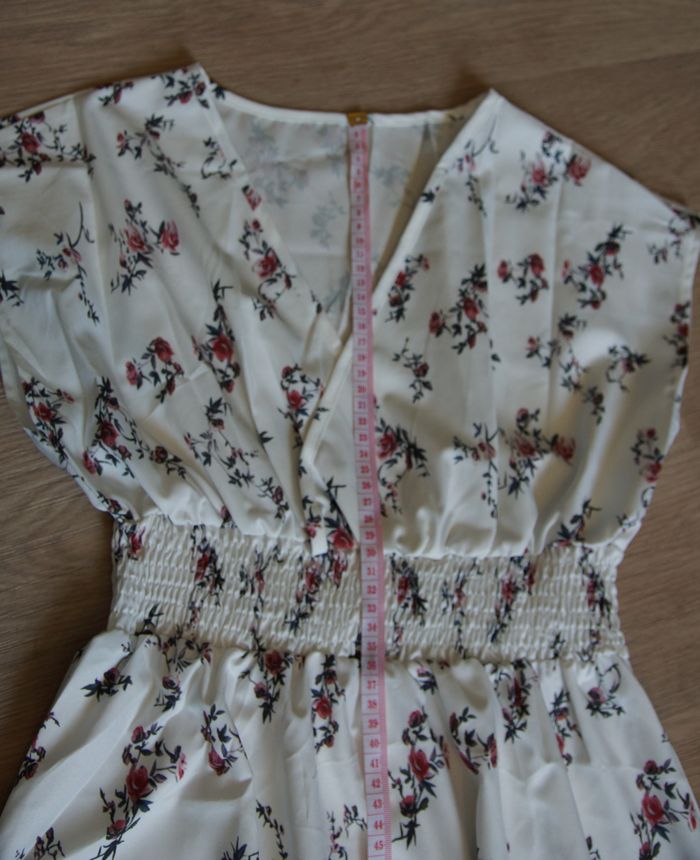 Robe longue fleurie – Taille M – Neuv - photo numéro 3