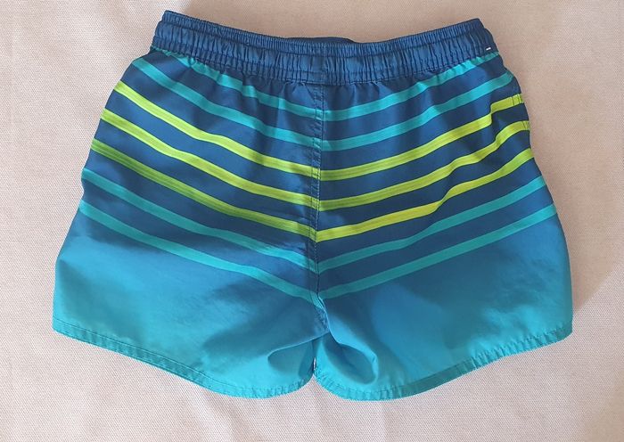 Short de plage - photo numéro 2