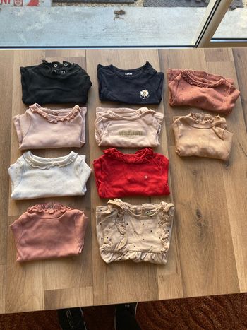 Lot hauts bébé fille