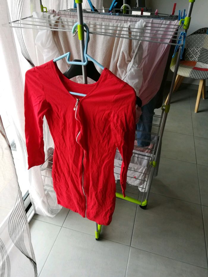 Robe moulante - photo numéro 2