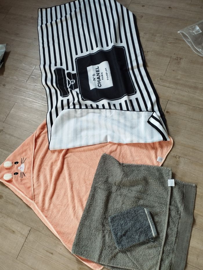 Vêtements bains enfants - photo numéro 2