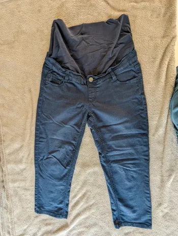 Pantacourt maternité taille 40