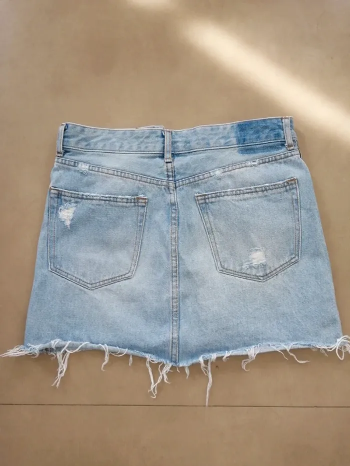 Jupe courte bershka taille 36 - photo numéro 2
