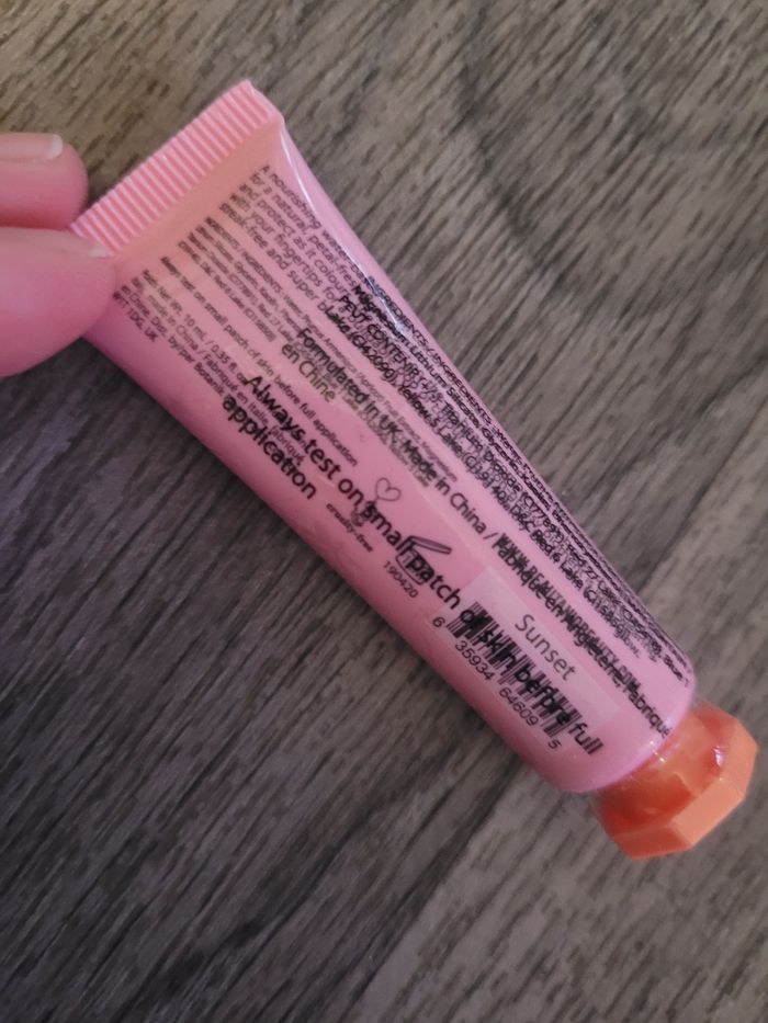 Blush liquide joues et lévres - photo numéro 2