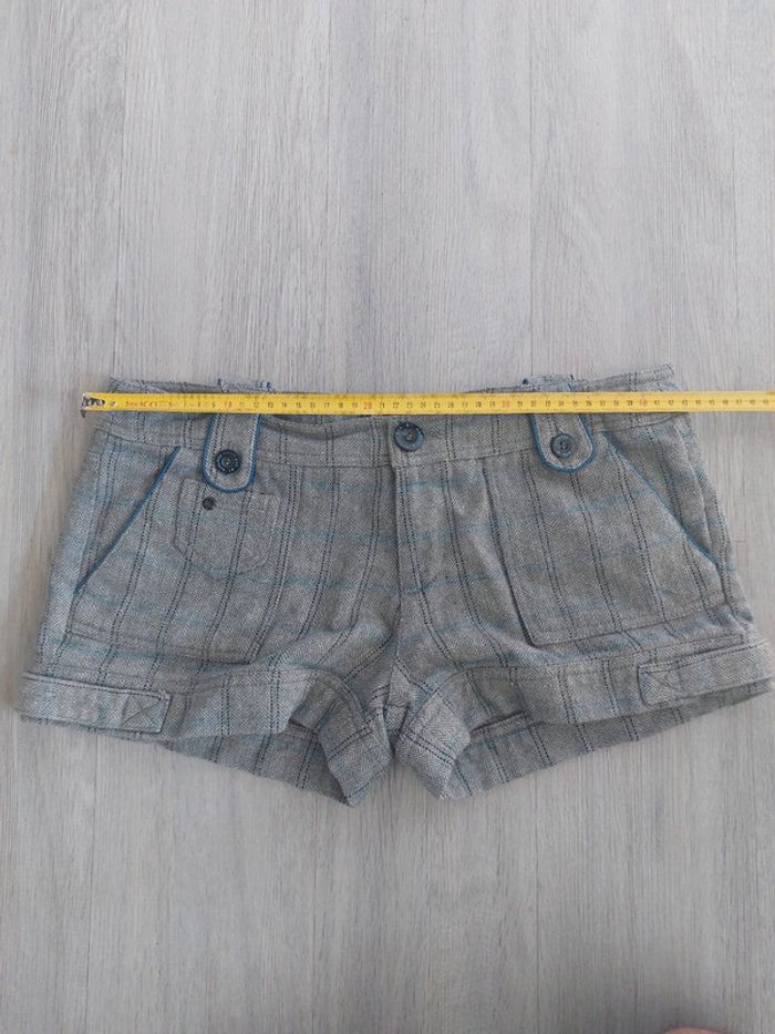 Short Bershka taille 40 - photo numéro 5
