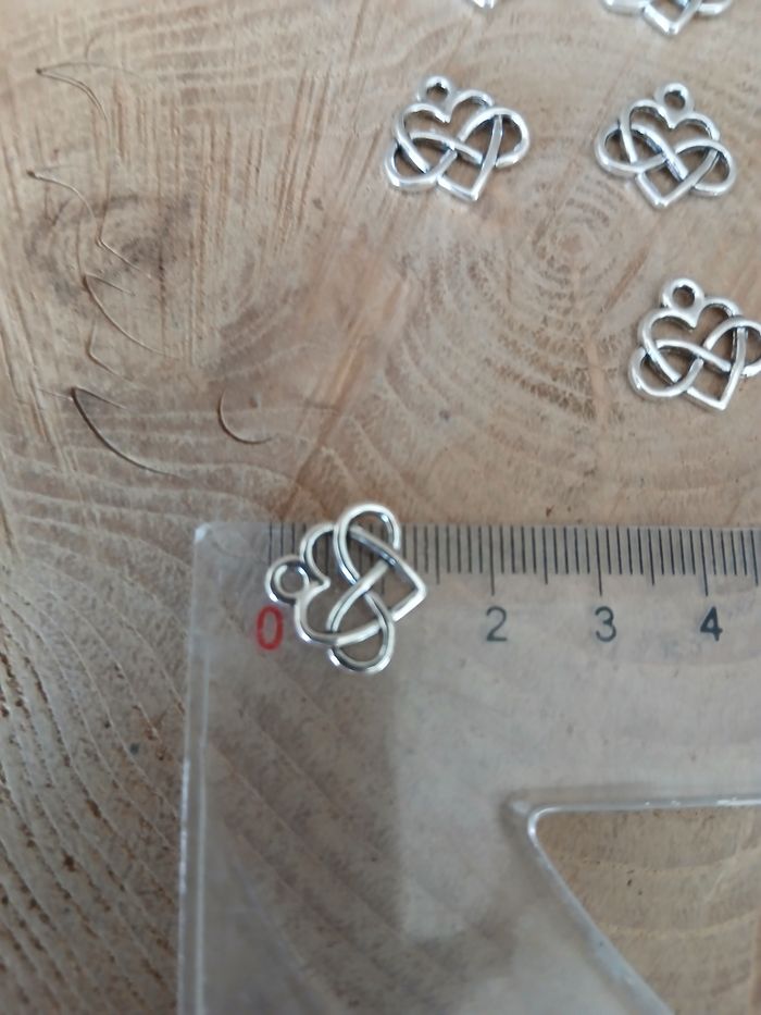 Lot de 16 pendentifs coeurs infinie - photo numéro 2