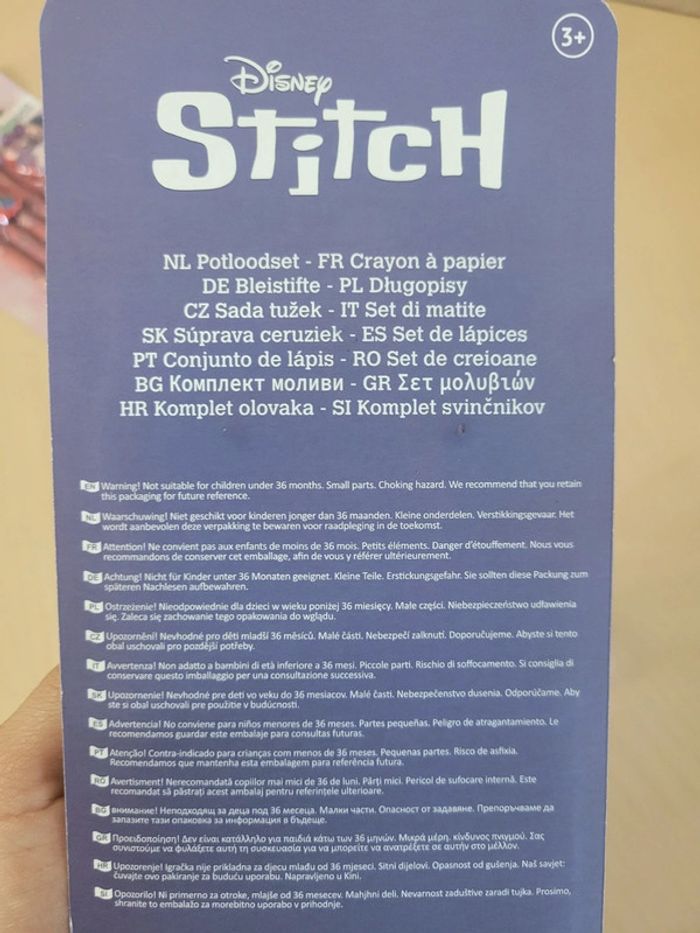 Lot de 7 crayons Stitch + charms - photo numéro 3