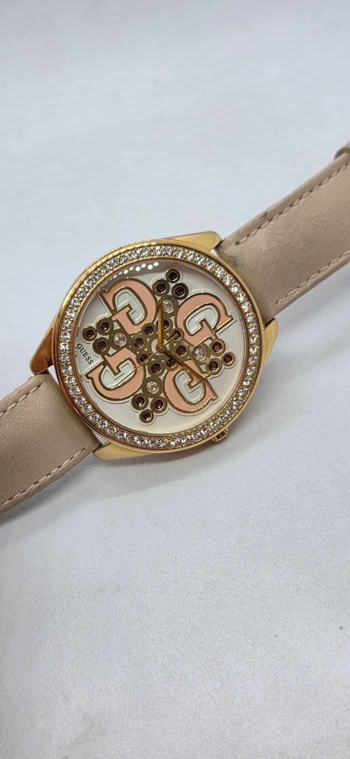 Montre Guess femme - photo numéro 5