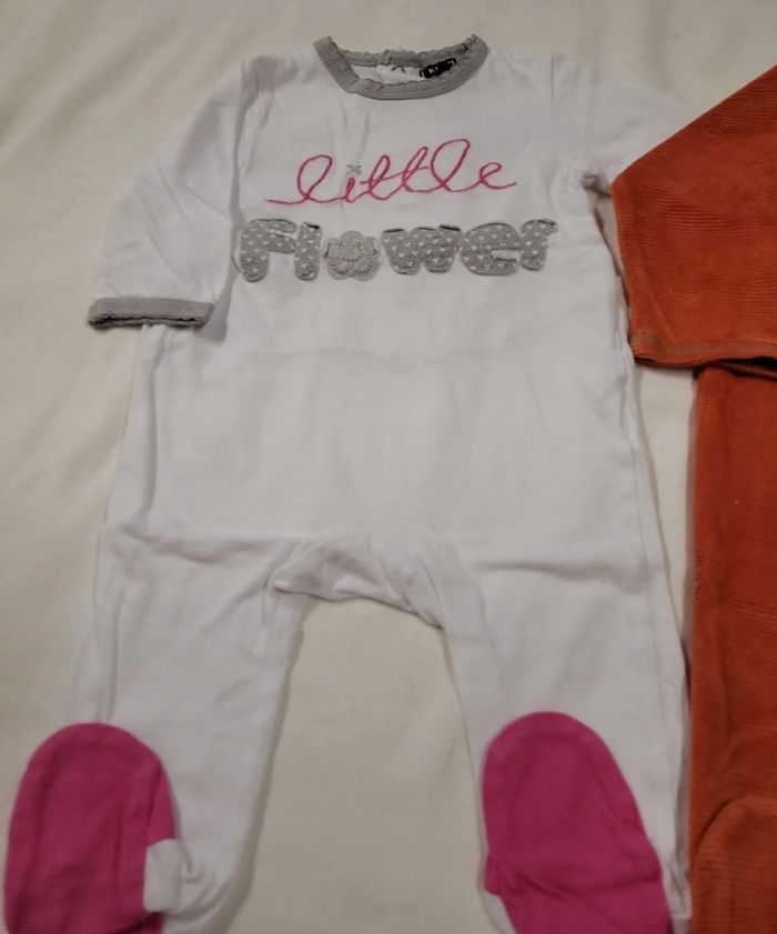 Lot de 4 pyjamas fille 3mois - photo numéro 2