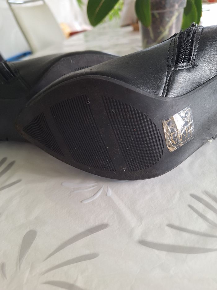 Bottines neuves pointure 40 Grands Boulevards. - photo numéro 3