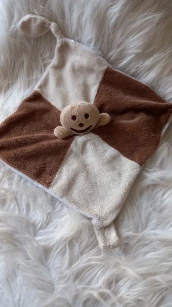 Doudou carré plat bonhomme pain d épice