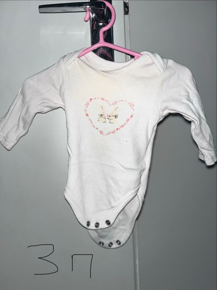 Lots de body 3 mois - photo numéro 2