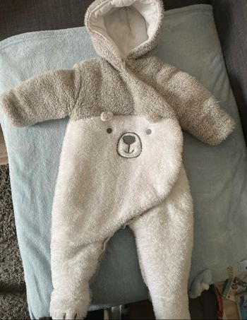 Combinaisons bébé
