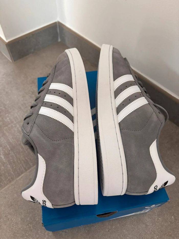 Sneakers Adidas Campus 2 neuves Taille 42 2/3 - photo numéro 6