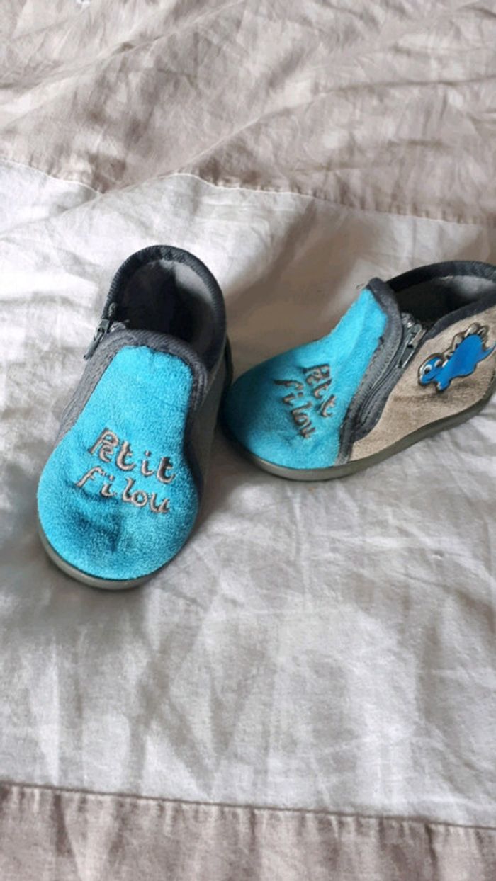 Chaussons taille 20 - photo numéro 2