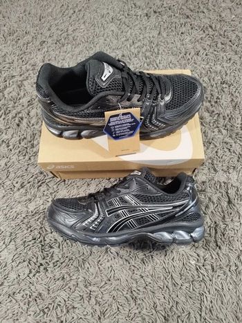 Asics Gel Kayano 14 Taille 41.5