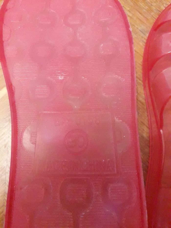 Sandalette de plage pointure 30 - photo numéro 2